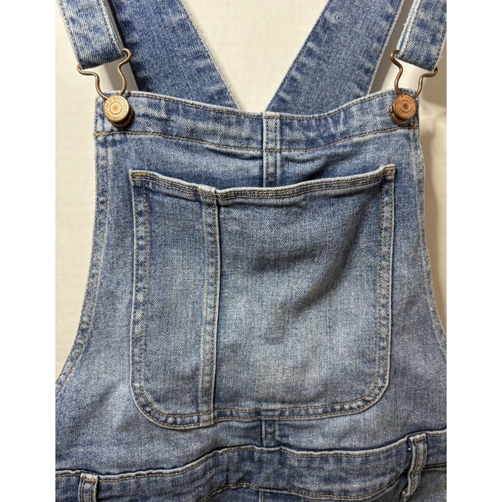 Old Navy Women’s Denim Overalls Shorts Medium Stretch Blue Jean Bib Cuffed - Picture 4 of 10